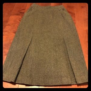 Vintage poly/wool-blend heavy tweed skirt